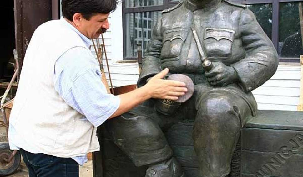 Z cyklu przemyskie ciekawostki – Pomnik Szwejka